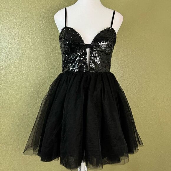 Fame And Partners Free People Black Isabella Mini Dress Womens 6 Tulle Sequins - Picture 1 of 9